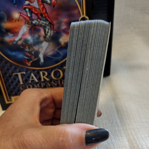 The Gilded Tarot Deck - Picture 6 of 9